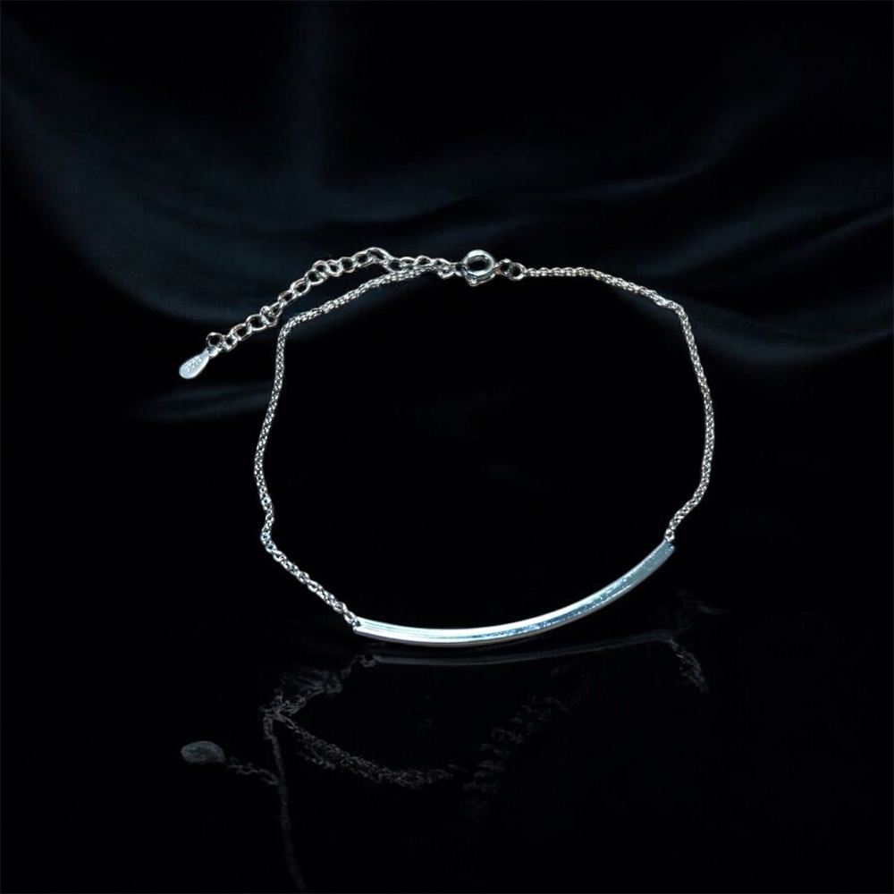 Elegant Silver Chain Bracelet